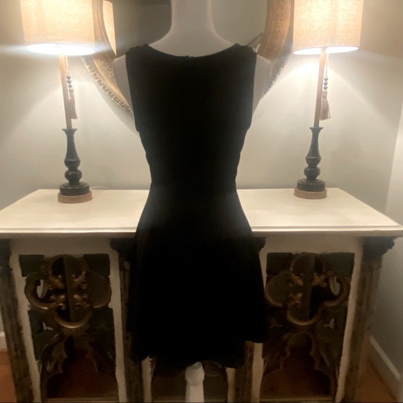 🖤 Little Black Dress by LUSH – Size Medium M 🖤 - Picture 2 of 5